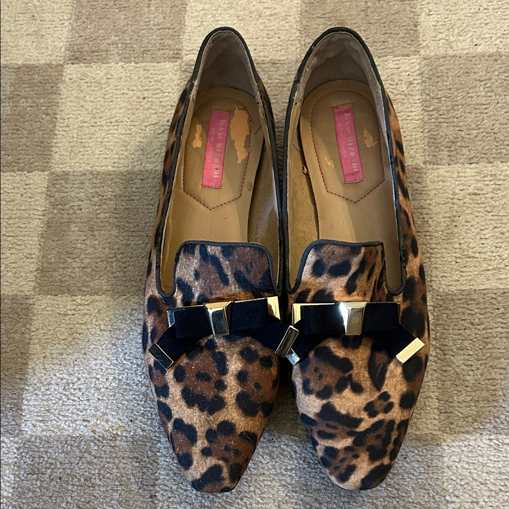 Isaac Mizrahi Flats (Size 7)